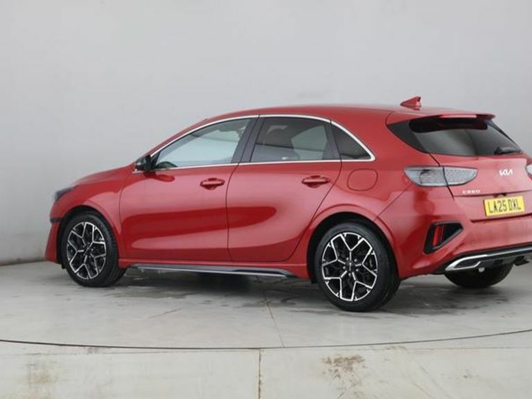 Kia Ceed 1.5T Gdi Isg 138 Gt-line Dct LA25DXL Red #2