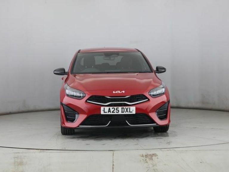 Kia Ceed 1.5T Gdi Isg 138 Gt-line Dct LA25DXL Red #5