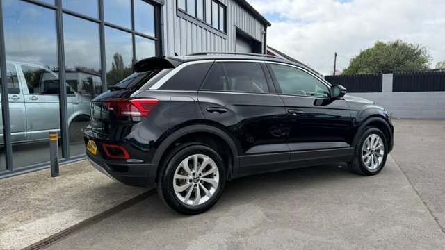 Volkswagen T-Roc Suv WD24PNY Black #5