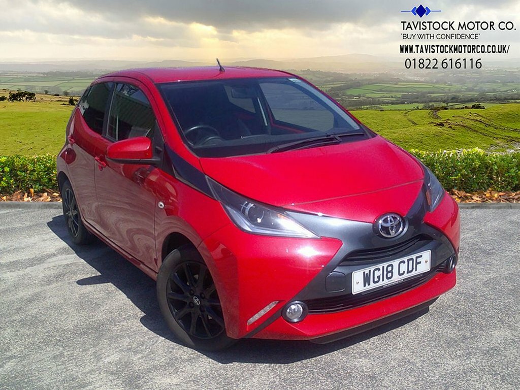 Toyota Aygo 1L X-style Red