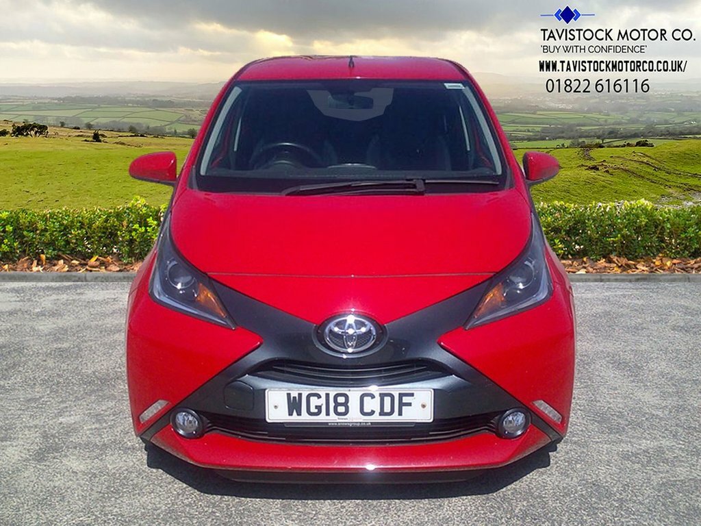 Toyota Aygo 1L X-style WG18CDF Red #3