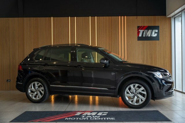 Volkswagen Tiguan 2021 1.5 Tsi Life Suv Dsg Euro 6 Ss Black