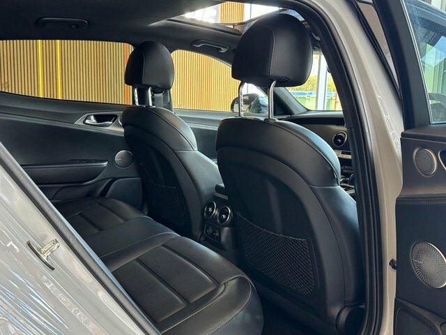 Kia Stinger 2.2 Crdi Gt-line  #21