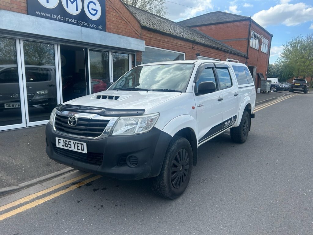 Toyota HILUX 2.5L Active White #2