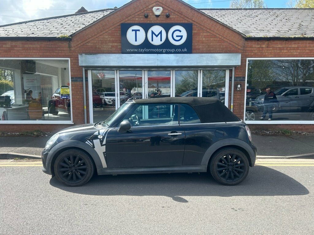 Mini Convertible 1.6L One Black