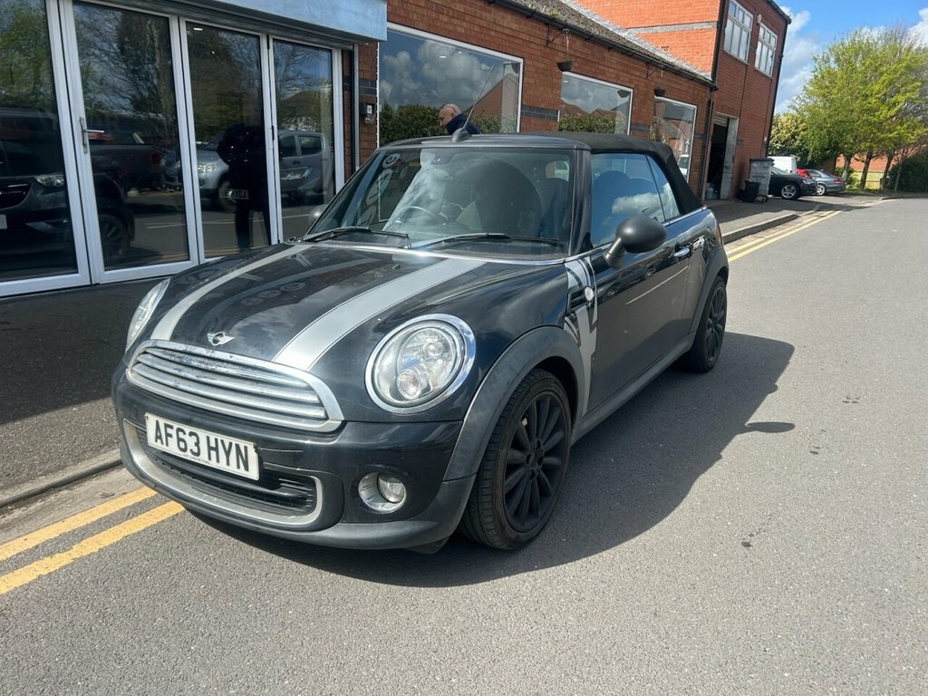 Mini Convertible 1.6L One AF63HYN Black #2