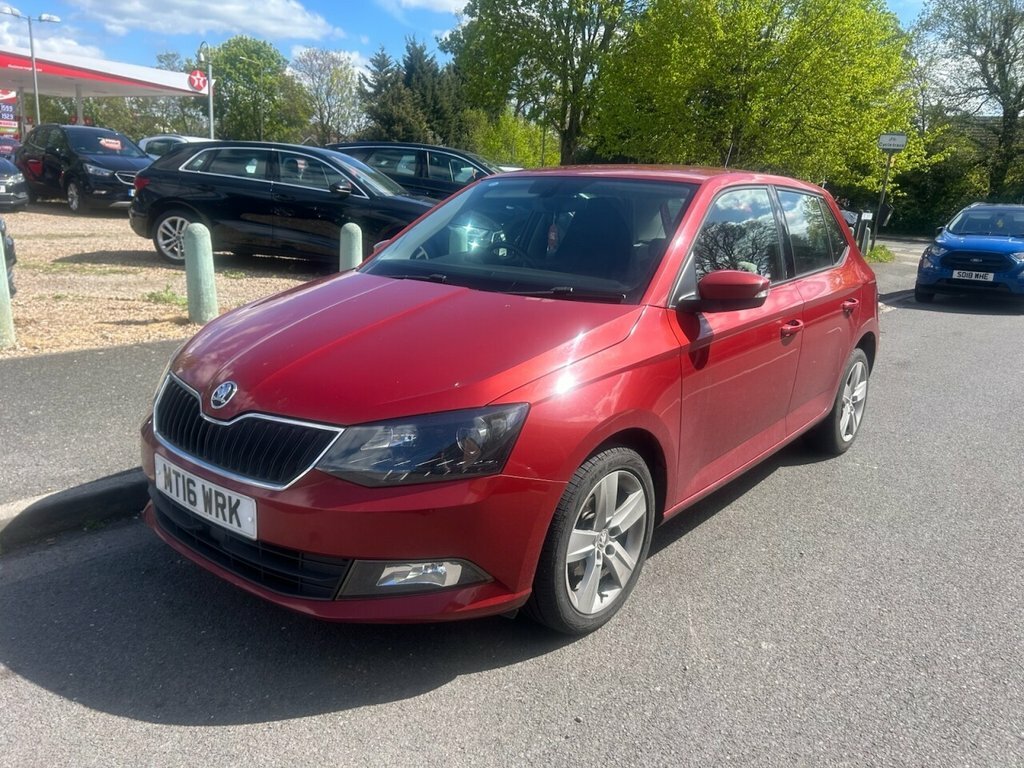 Skoda Fabia 1.2L Se L Red