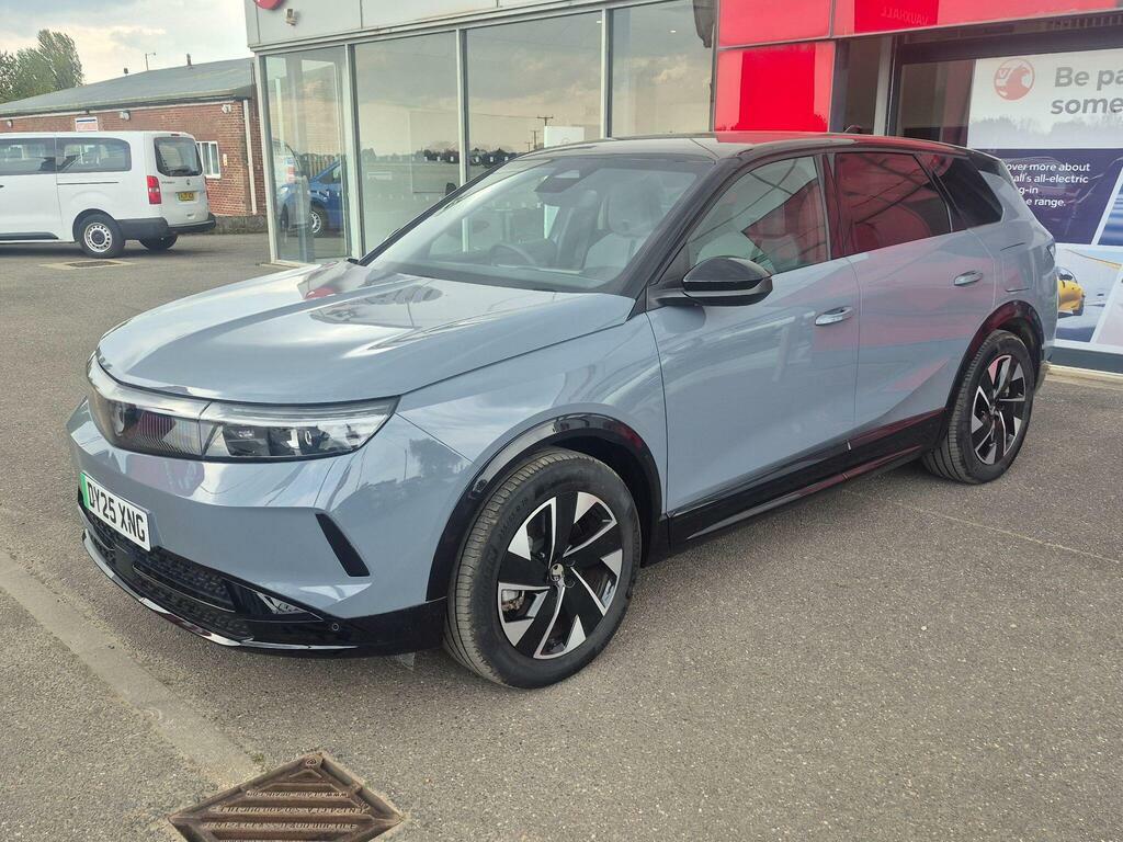 Vauxhall Grandland 73Kwh Gs DY25XNG Grey #3