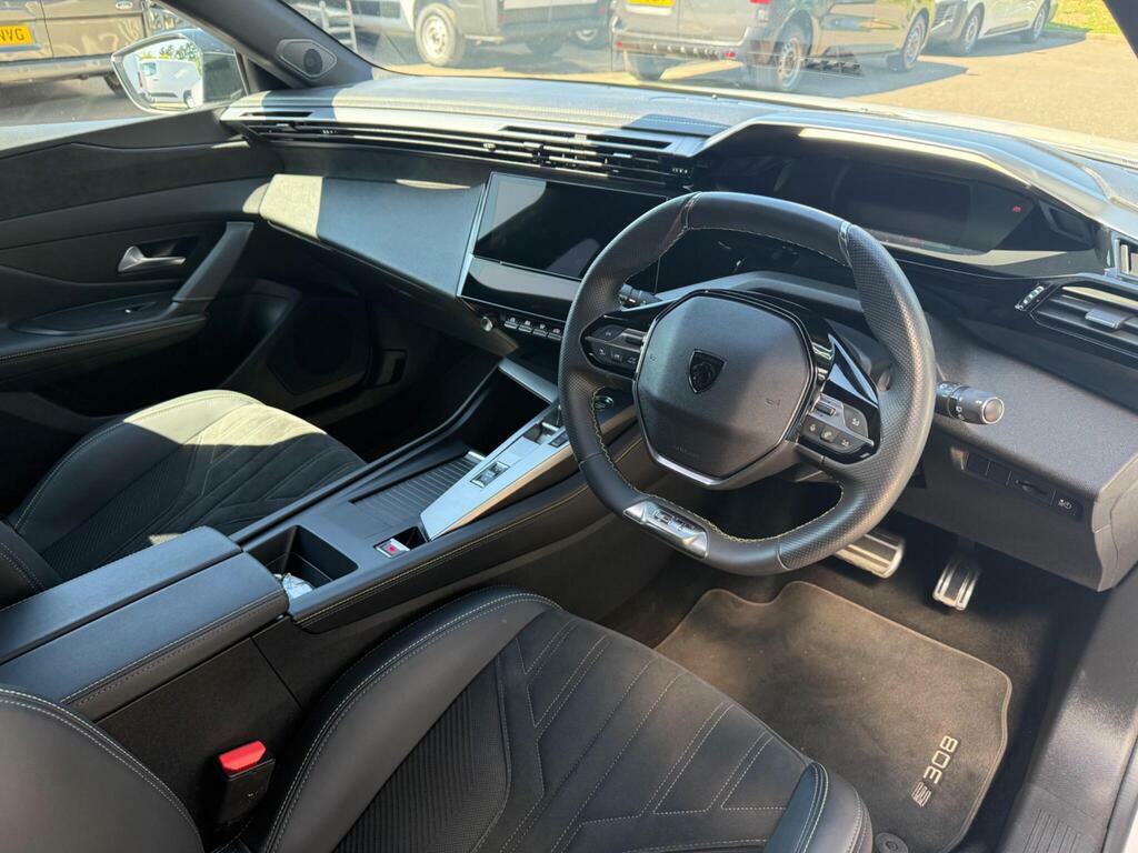 Peugeot 308 SW 54Kwh Gt White #3