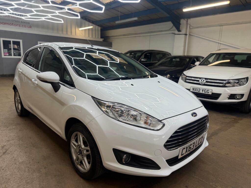 Ford Fiesta 1.0 Zetec Euro 5 S S White