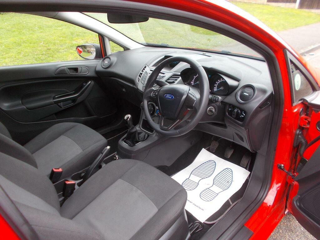 Ford Fiesta 1.25 Studio Euro 6 LT15KVZ Red #3
