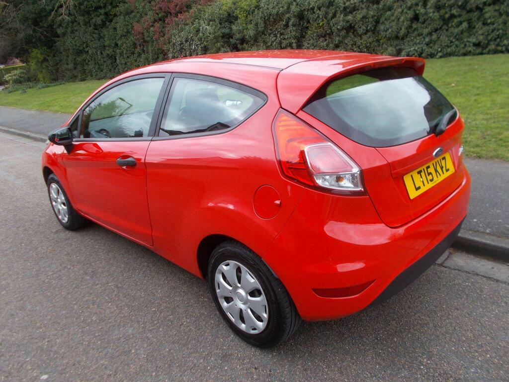 Ford Fiesta 1.25 Studio Euro 6 LT15KVZ Red #6