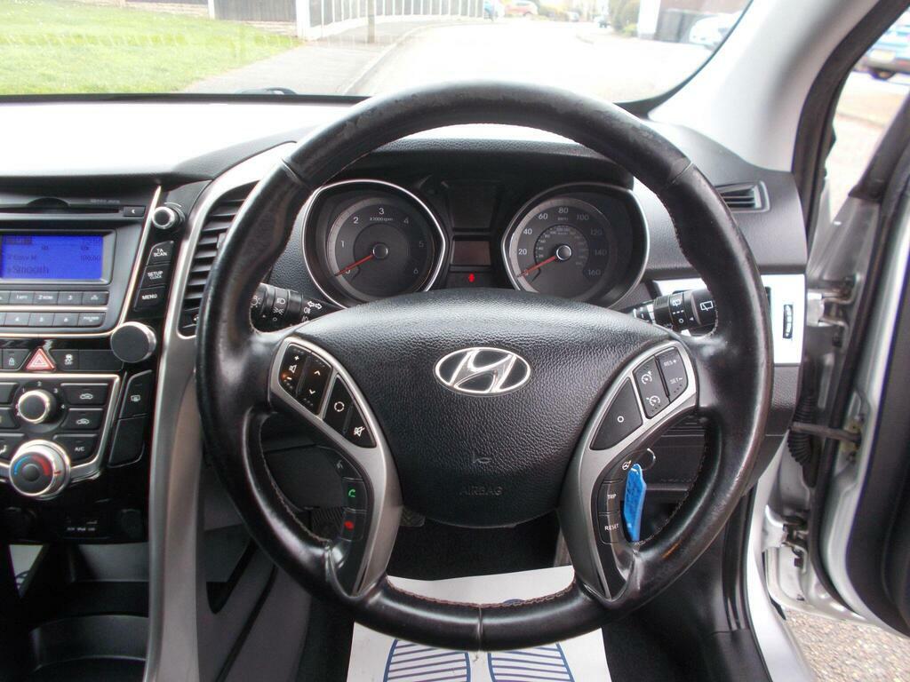 Hyundai I30 1.6 Crdi Blue Drive Active Tourer Euro 5 S S E063KNS Silver #3