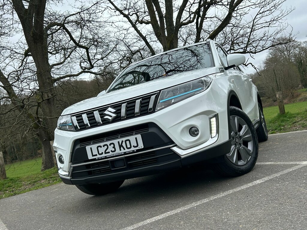 Suzuki Vitara 1.4 Boosterjet Mhev Sz-t Suv Hybrid Man LC23KOJ White #4