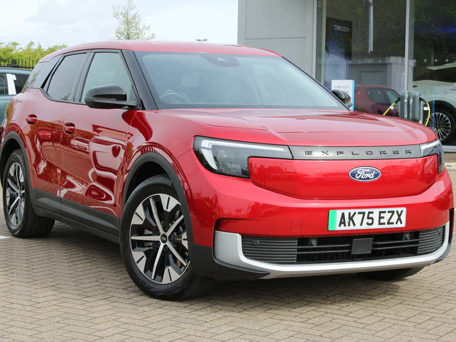 Ford Explorer 210Kw Select 77Kwh Red