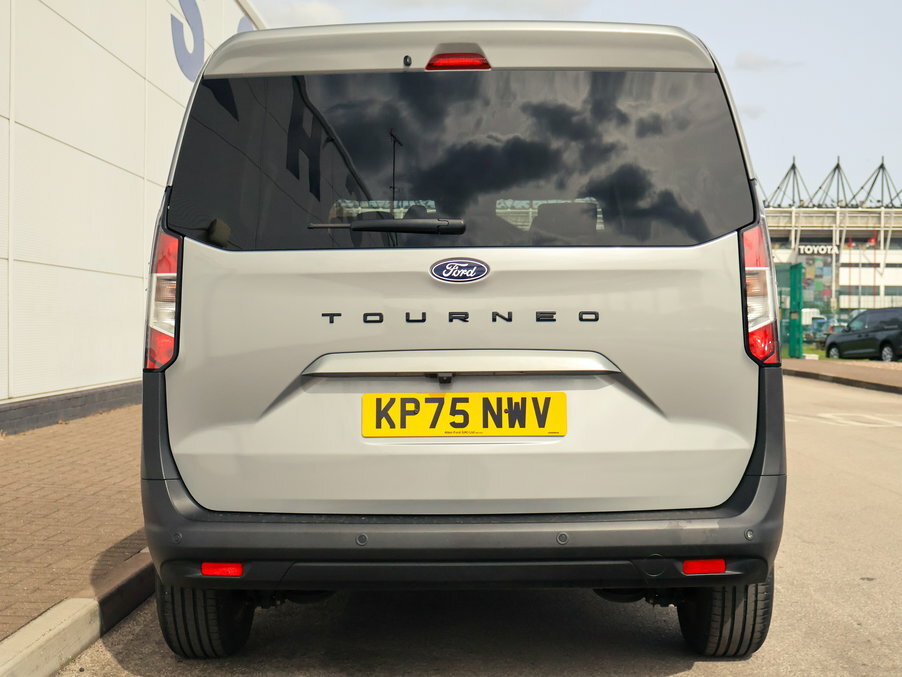 Ford Tourneo Courier 1.0 Ecoboost Titanium Silver #5