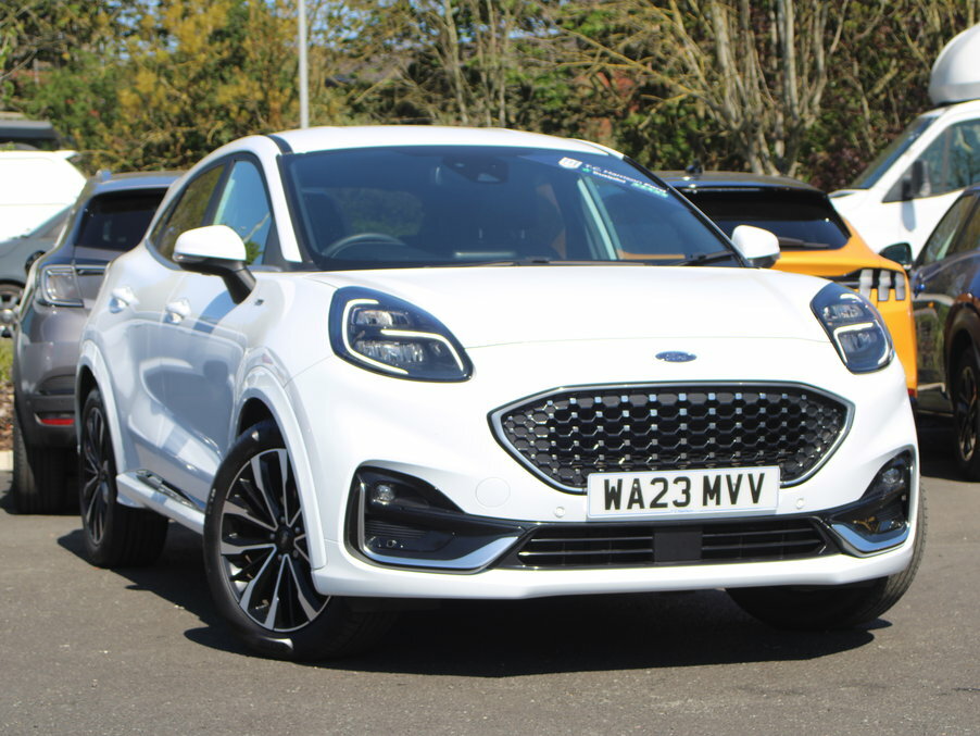 Ford Puma 1.0 Ecoboost Hybrid Mhev 155 St-line Vignale White