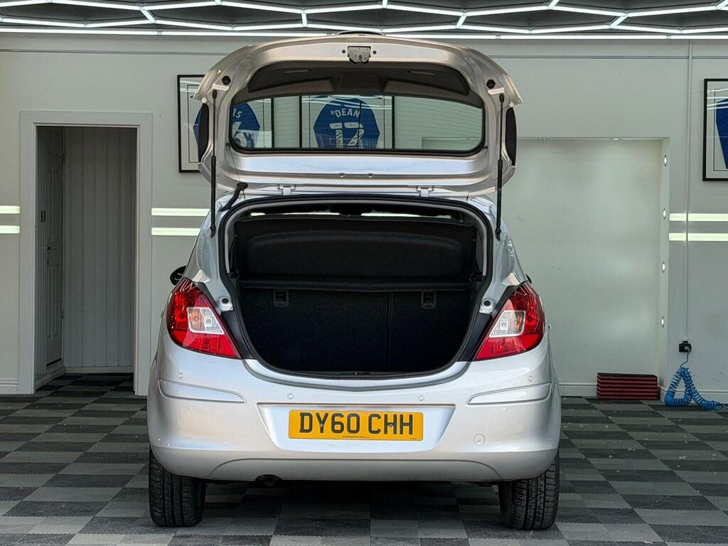 Vauxhall Corsa Hatchback 1.4I 16V Se Ac 201060 Silver #6