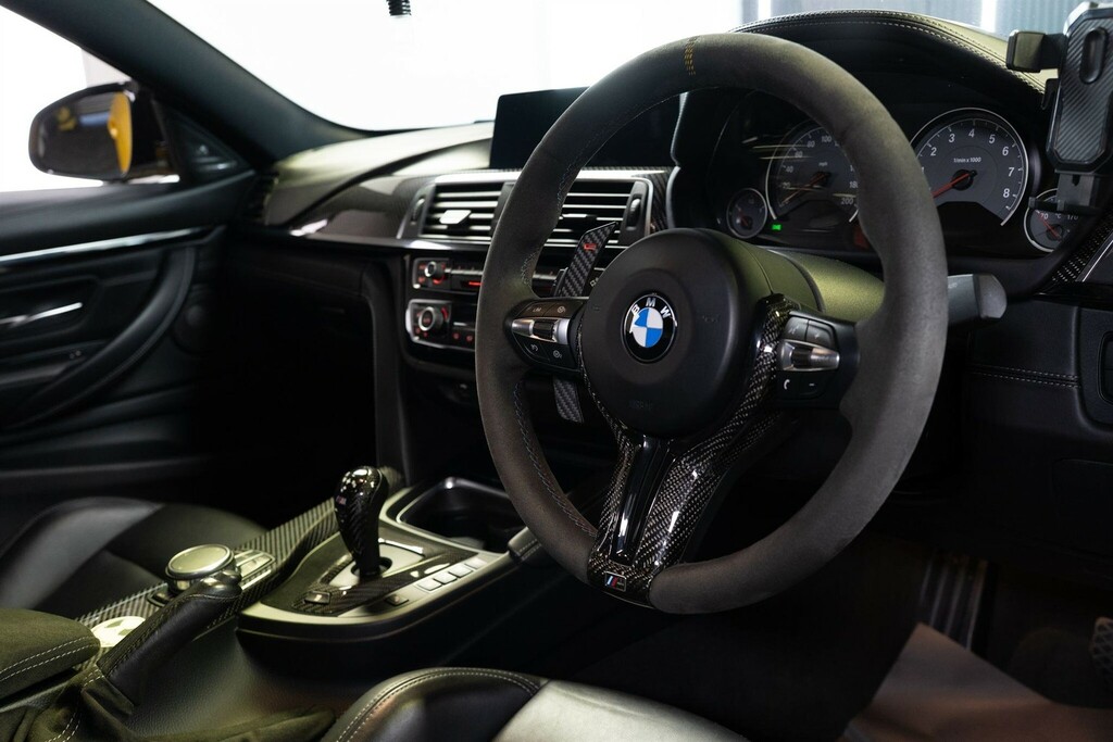 BMW M4 Coupe GM18XXJ Yellow #3