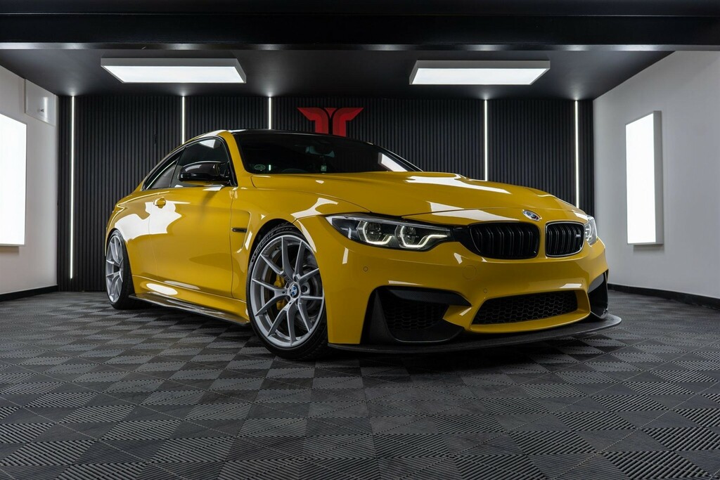 BMW M4 Coupe Yellow