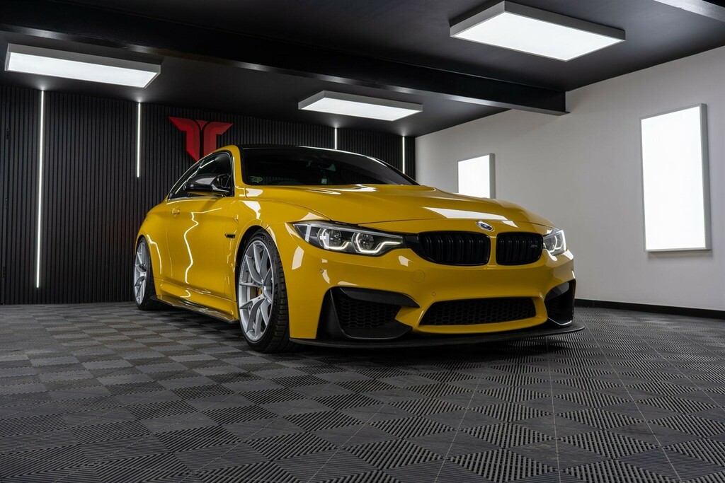 BMW M4 Coupe GM18XXJ Yellow #4