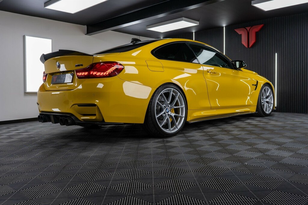 BMW M4 Coupe GM18XXJ Yellow #2