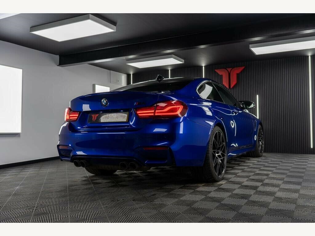 BMW M4 Coupe YF69HSA Blue #5