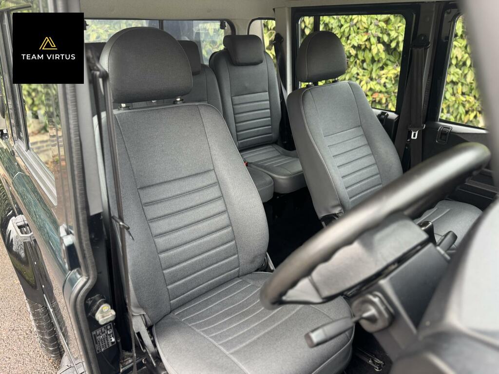 Land Rover Defender 110 2.2 Doublecab Pickup 2006 - 2016 KN15OUY Green #3