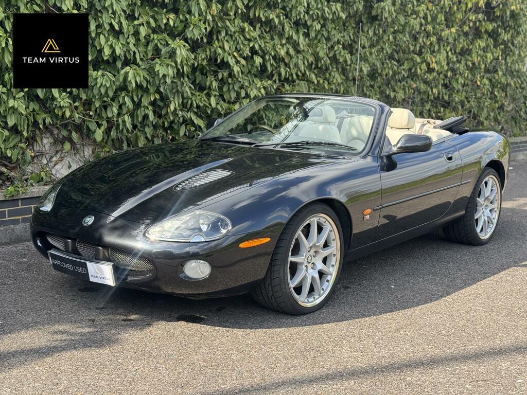 Jaguar XKR 4.2 Supercharged Convertible Black #5