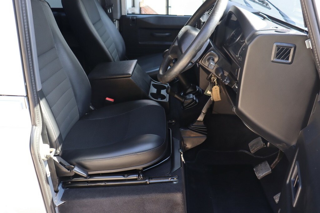 Land Rover Defender 90 90 2.4 Tdci Xs Station Wagon #5