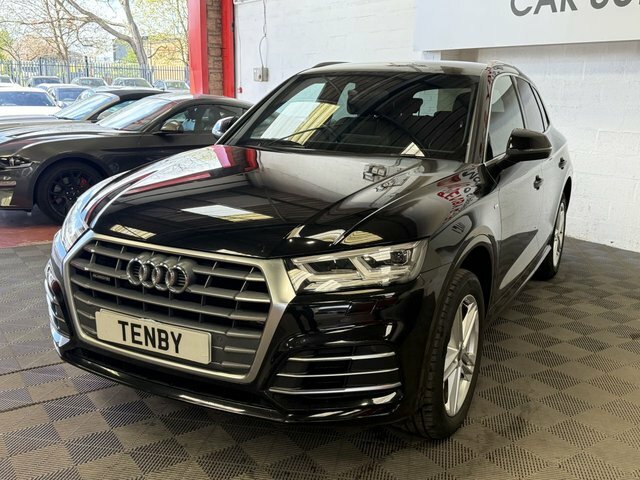 Audi Q5 Q5 S Line Tfsi Quattro GU18GLJ Black #4