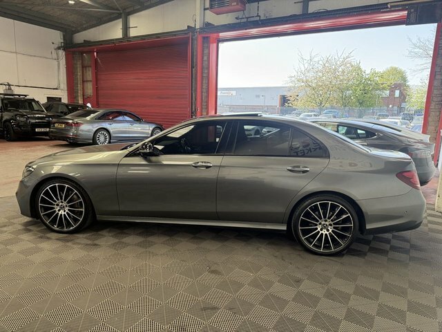 Mercedes-Benz E Class E 300 D Amg Line Night Edition Premium Plus KS20GWC Black #4