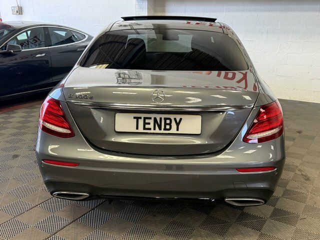 Mercedes-Benz E Class E 300 D Amg Line Night Edition Premium Plus KS20GWC Black #6