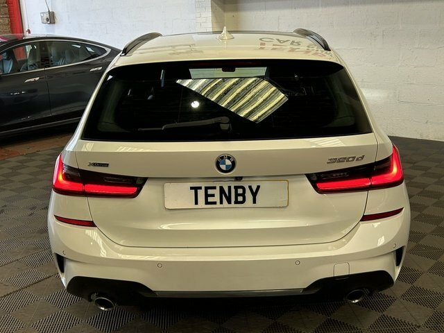 BMW 3 Series Automatic YC69YHA White #6
