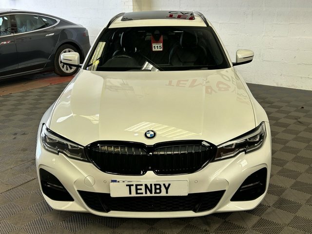 BMW 3 Series Automatic YC69YHA White #3