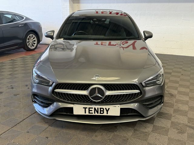 Mercedes-Benz CLA Class Cla 220 D Amg Line Premium Plus Grey