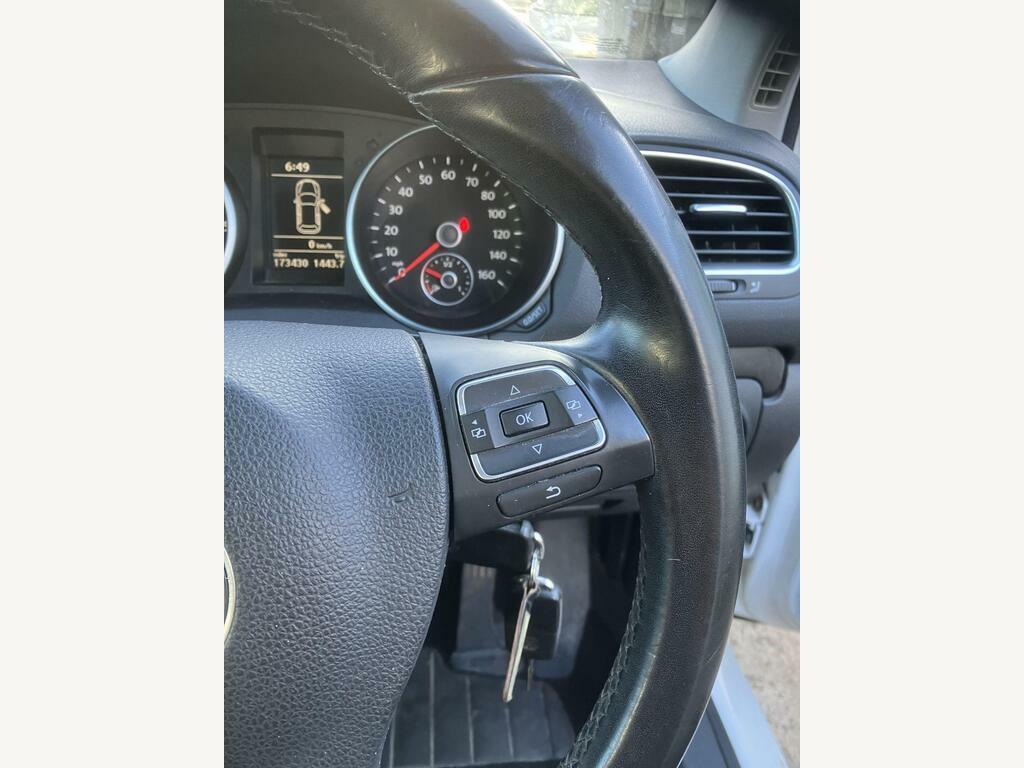 Volkswagen Golf 1.6 Tdi Match Euro 5 DS12LNZ White #4