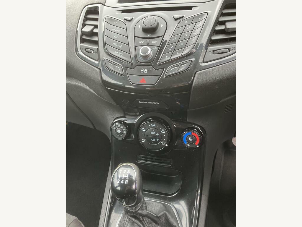 Ford Fiesta 1.25 Zetec Euro 5 MJ13DPF Grey #5