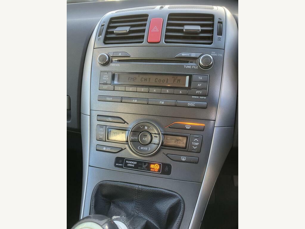 Toyota Auris 2.0 D-4d Tr EXZ4738 Black #4