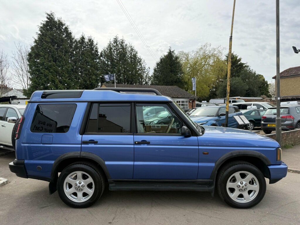 Land Rover Discovery 4.0I V8 Es Station Wagon 7 Seats BF53TZN Blue #3