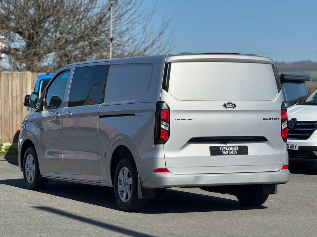 Ford Transit Custom 2.0 320 Ecoblue Limited Crew Van L2 H1 Euro 6 HN25LNW Silver #3