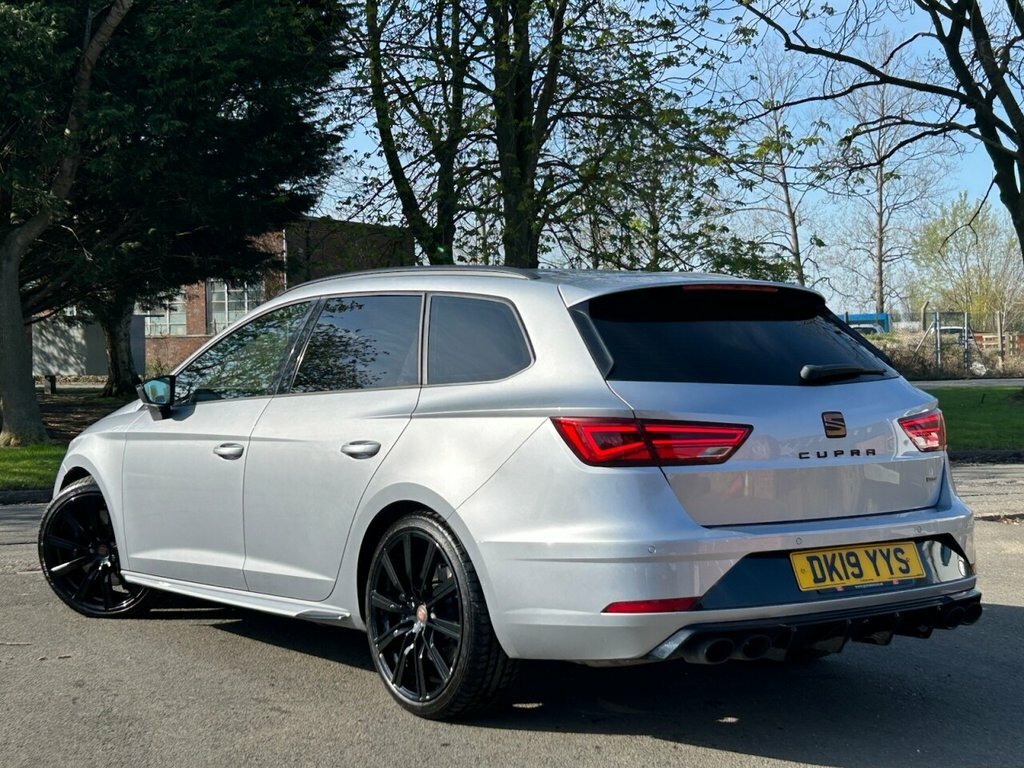 Seat Leon 2L Cupra 300 DK19YYS Silver #3