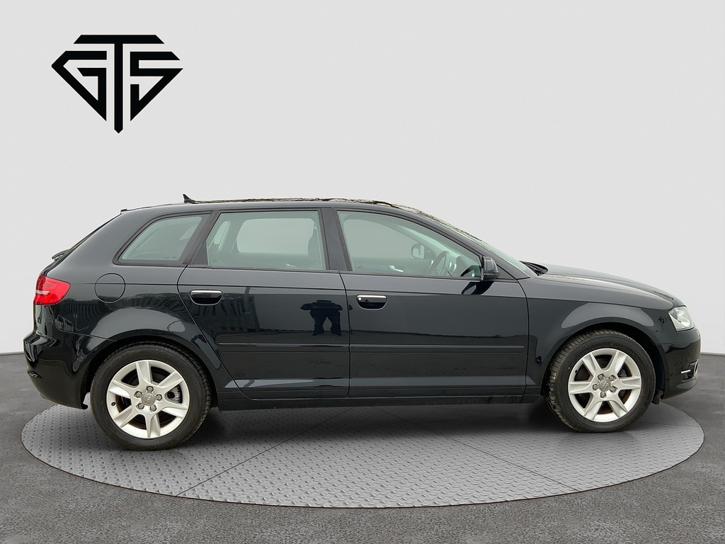 Audi A3 Tfsi Black #2