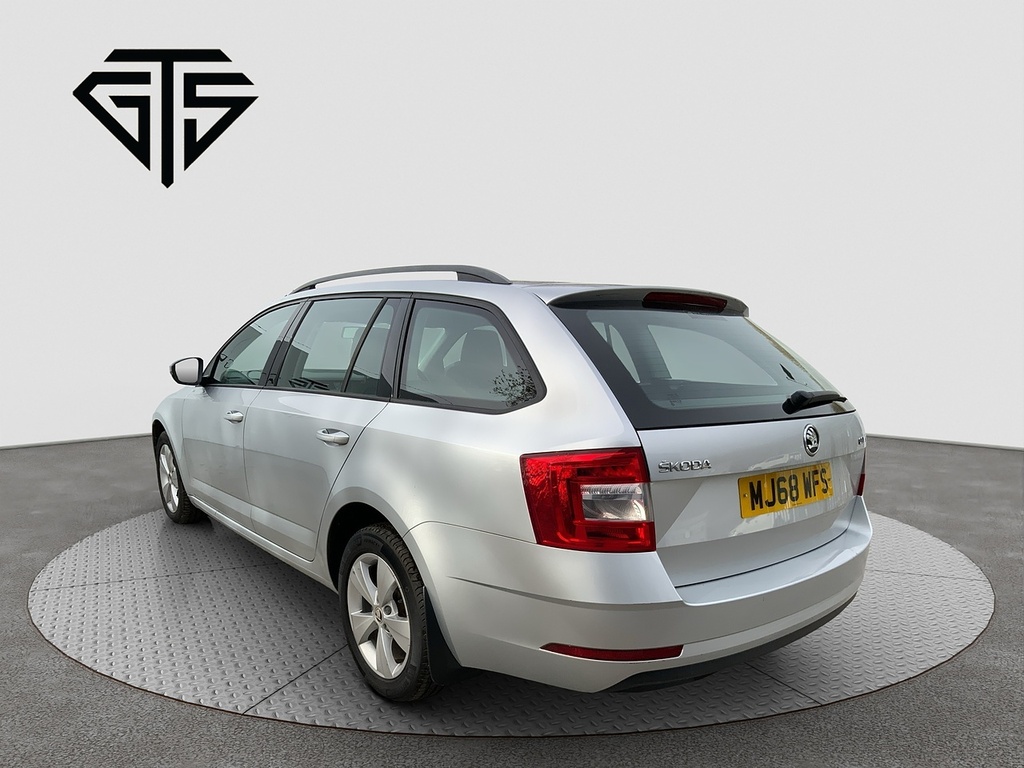 Skoda Octavia Tdi 115 Silver #5