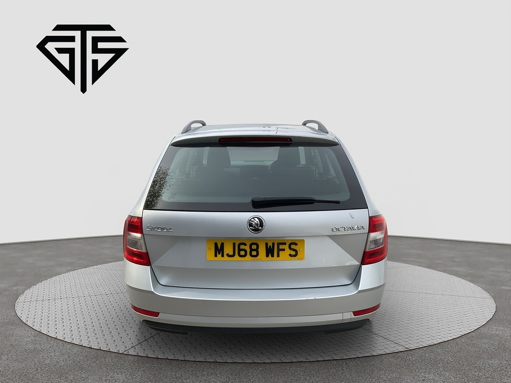 Skoda Octavia Tdi 115 Silver #4