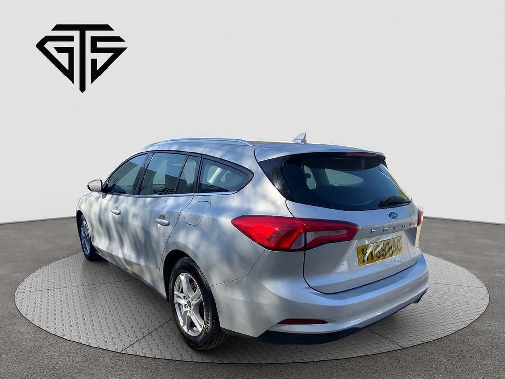 Ford Focus Zetec Silver #5