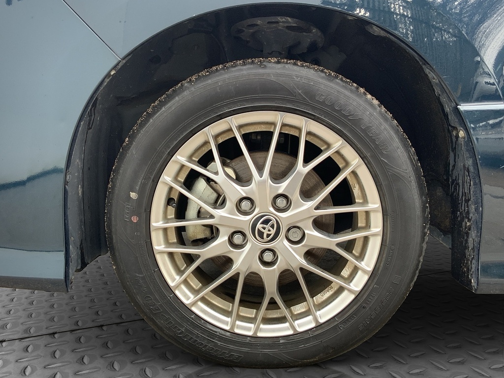 Toyota Voxy Petrol #23