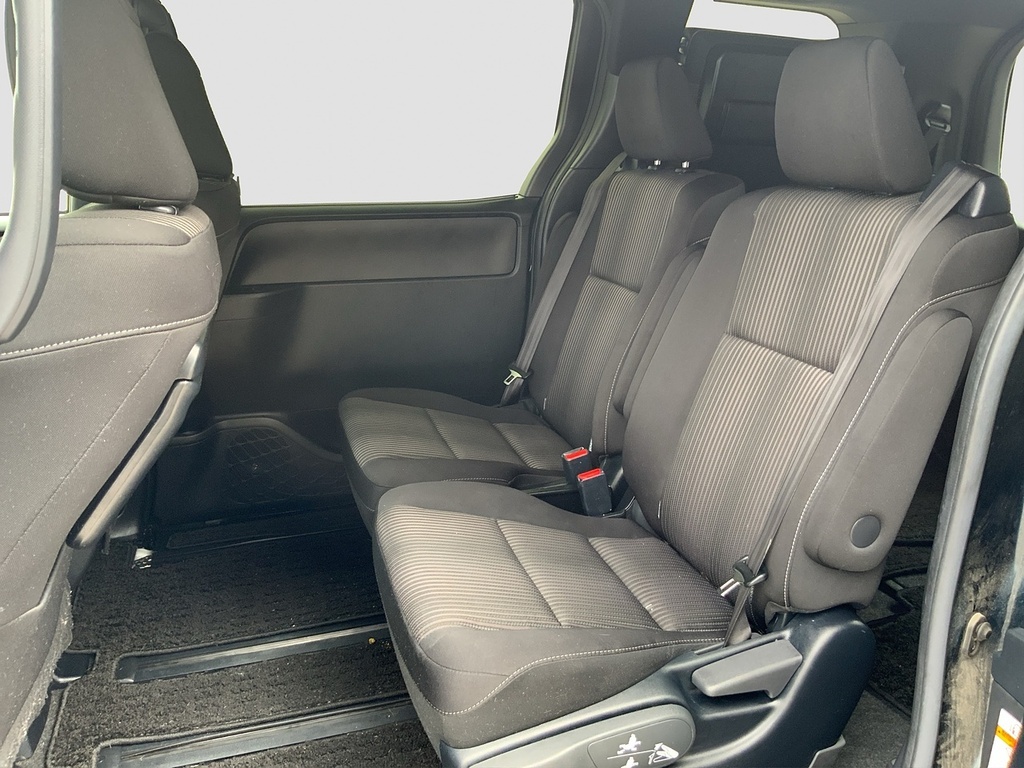 Toyota Voxy Petrol #15