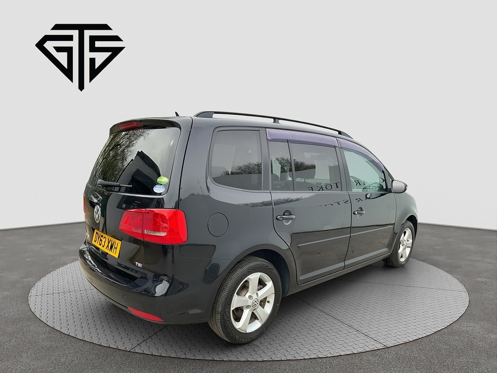 Volkswagen Touran Tsi Comfortline Black #3