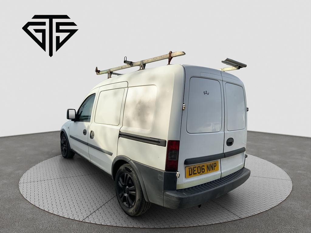 Vauxhall Combo Cdti 1700 White #5